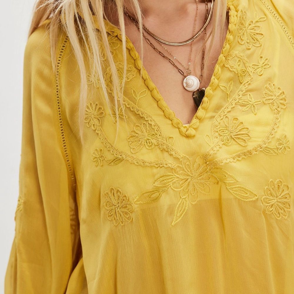 NWOT Free People Bali Dragon Lilly Embroidered Top- Misted Yellow - Picture 4 of 11